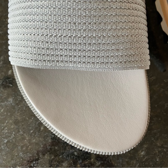 New Sorel Roaming Easy Slide Sandals, Casual Stretch Grey Slides, Athleisure - Picture 5 of 12